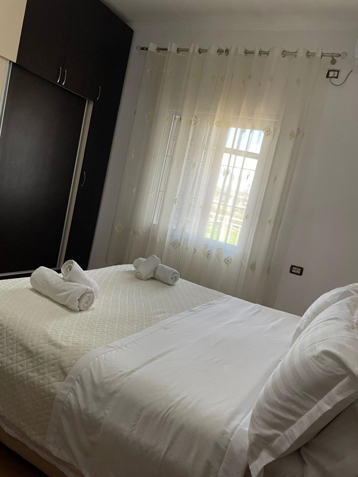 Guest House Ilir Berat Esterno foto